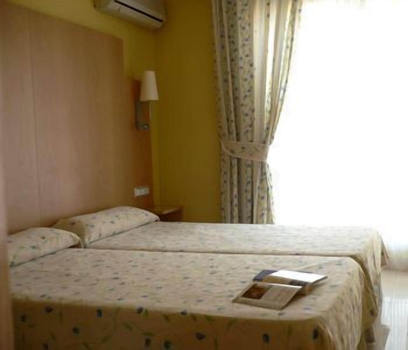 Hotel La Cala Finestrat Cala de Finestrat Rom bilde